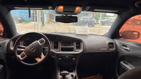 2014 Dodge Charger SE