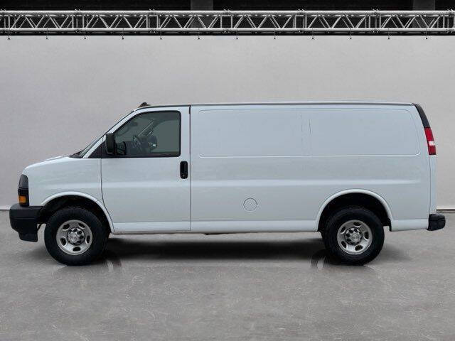 2021 Chevrolet Express 2500