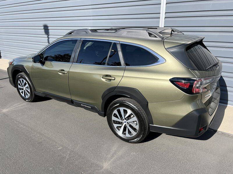 2024 Subaru Outback Premium