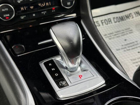 2019 Infiniti QX30 Essential