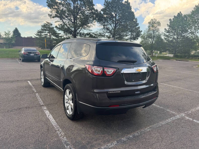 2017 Chevrolet Traverse LT