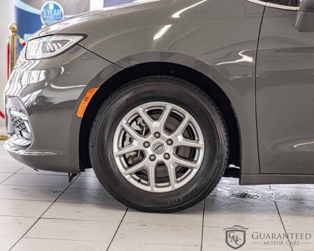 2022 Chrysler Pacifica Touring L