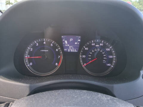 2013 Hyundai Accent SE