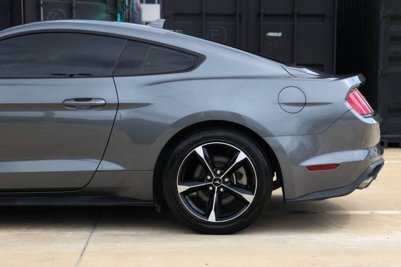 2023 Ford Mustang EcoBoost Premium