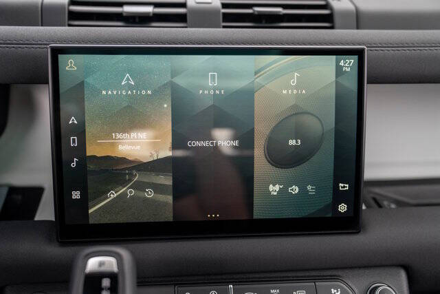 2022 Land Rover Defender 20