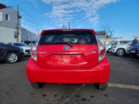 2013 Toyota Prius c Three