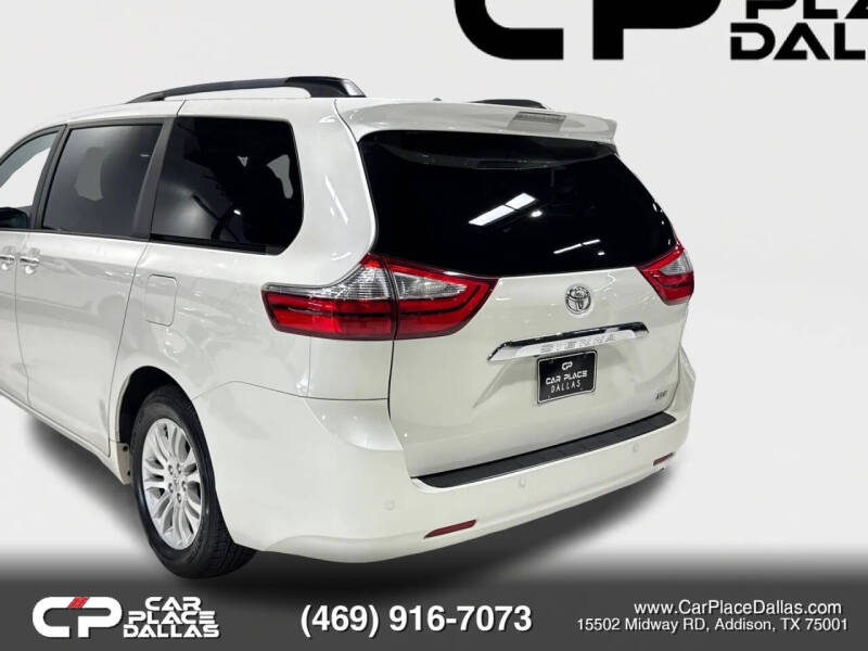 2017 Toyota Sienna