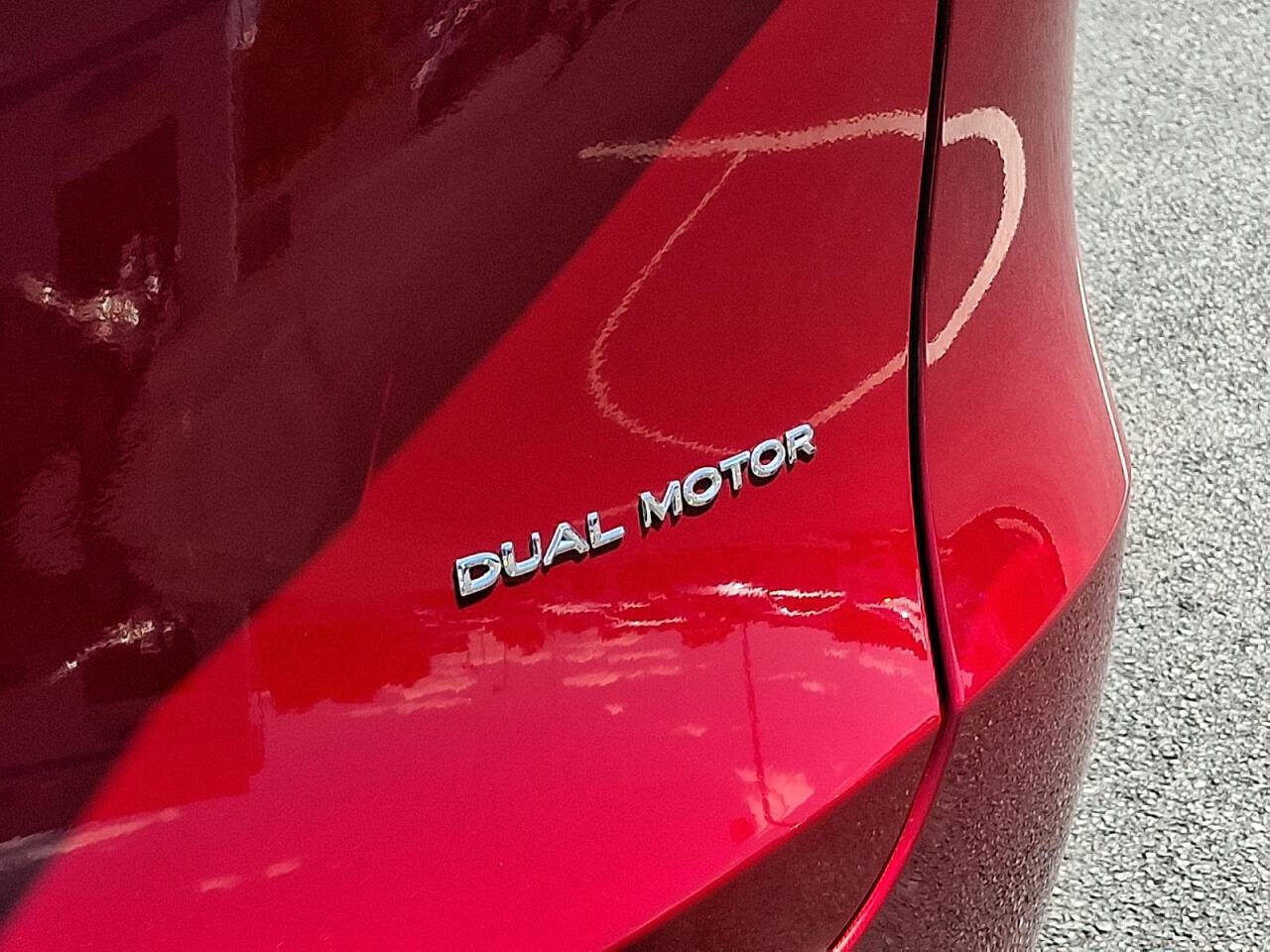 2023 Tesla Model Y Long Range AWD Long Range 4dr Crossover 31