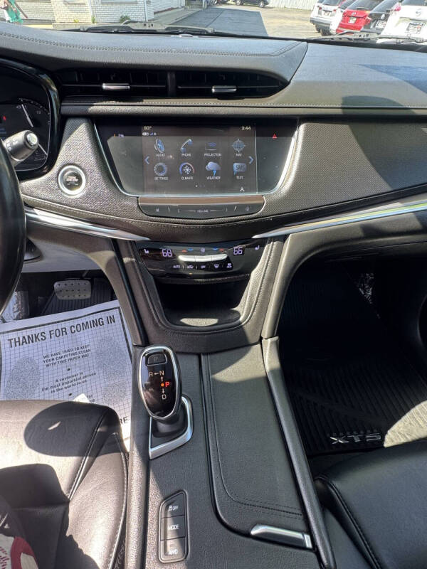 2018 Cadillac XT5 Luxury
