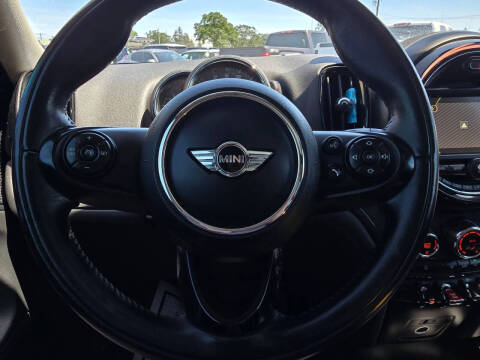 2017 MINI Countryman Cooper