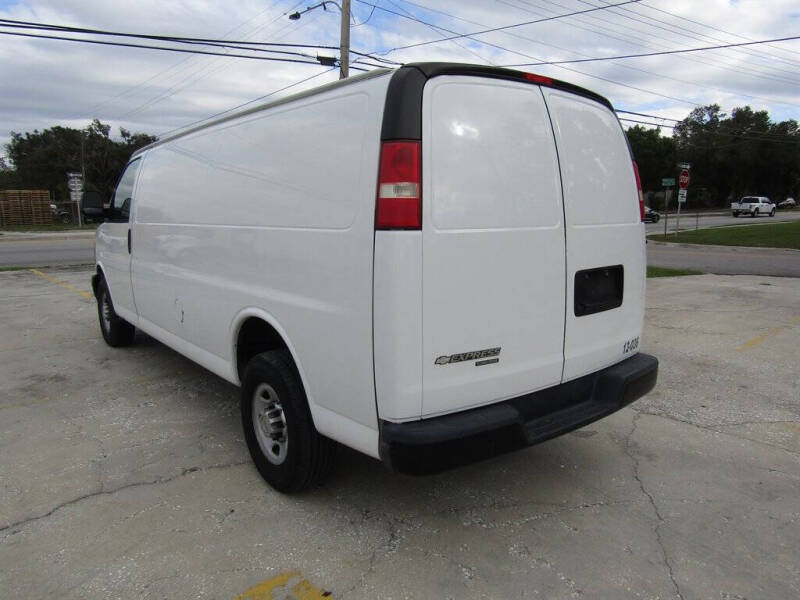 2013 Chevrolet Express 2500