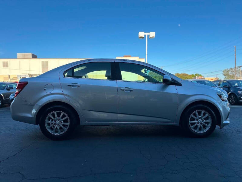 2017 Chevrolet Sonic LT Auto