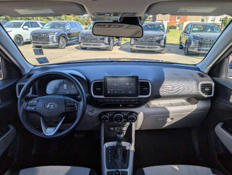 2024 Hyundai Venue SEL