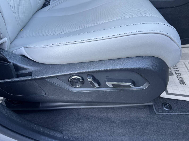 2024 Acura MDX w/Tech