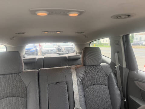 2013 Chevrolet Traverse LS