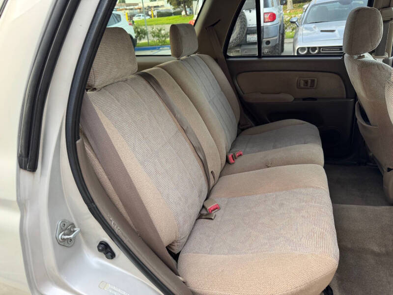 1999 Toyota 4Runner SR5