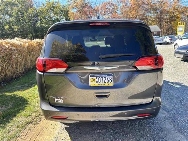 2017 Chrysler Pacifica Touring