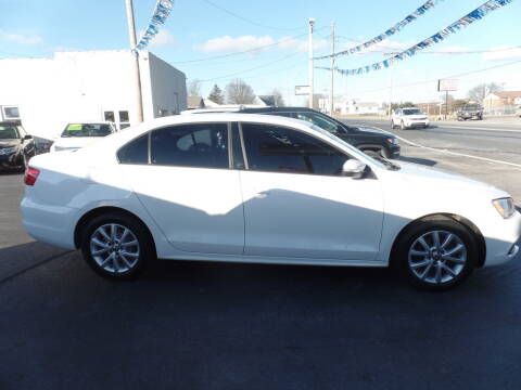 2012 Volkswagen Jetta for sale at DeLong Auto Group in Tipton IN