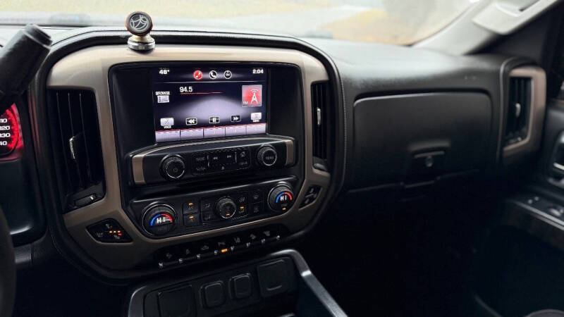 2015 GMC Sierra 3500HD Denali