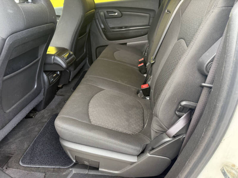 2008 Nissan Pathfinder SE