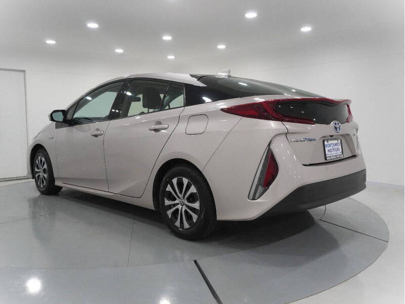 2020 Toyota Prius Prime XLE