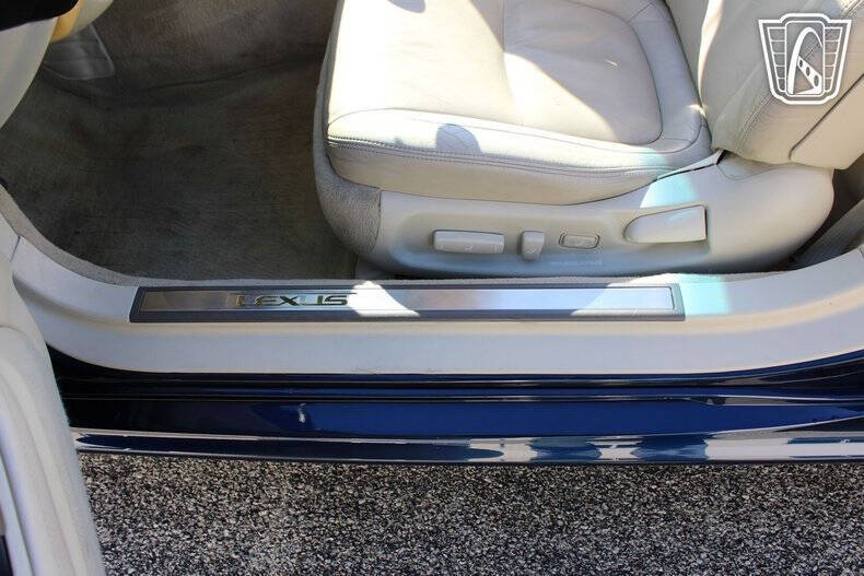 2002 Lexus SC 430