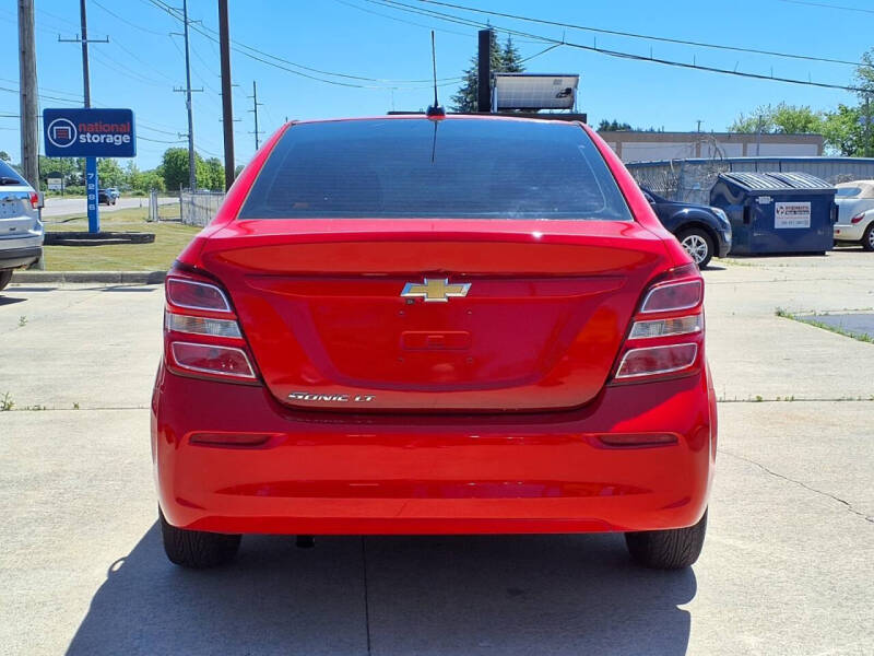 2017 Chevrolet Sonic LT Auto