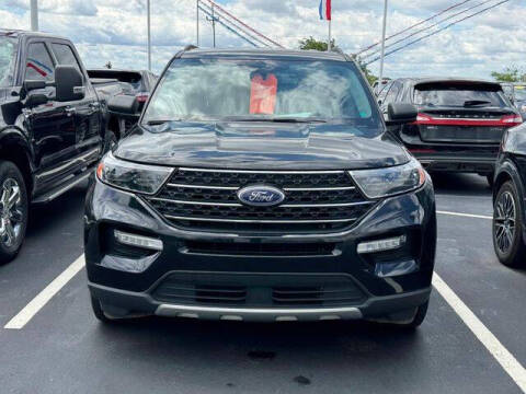 2023 Ford Explorer XLT