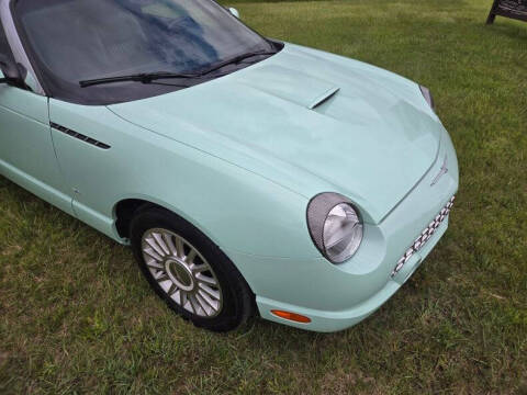 2004 Ford Thunderbird Deluxe