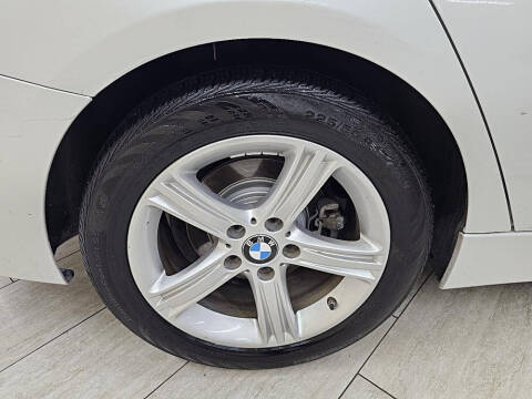 2015 BMW 3 Series 328i