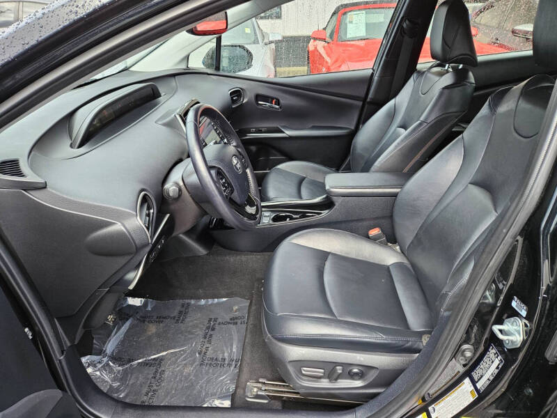 2020 Toyota Prius XLE