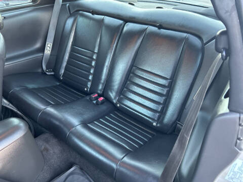 2003 Ford Mustang GT Deluxe