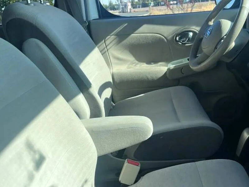 2012 Nissan cube