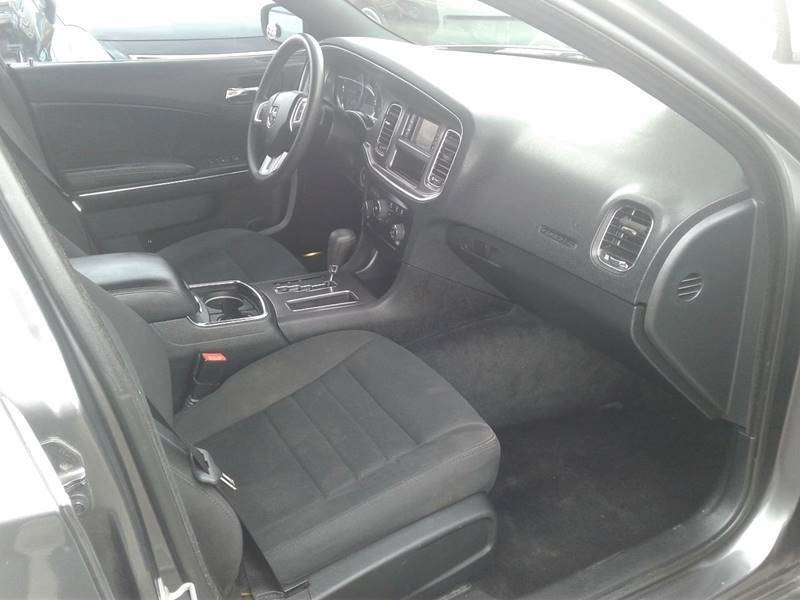 2013 Dodge Charger SE