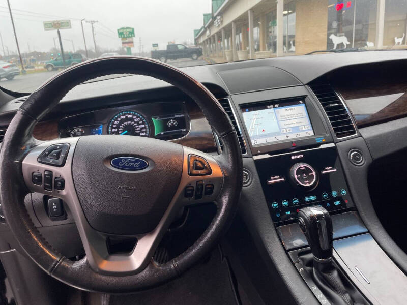 2018 Ford Taurus Limited