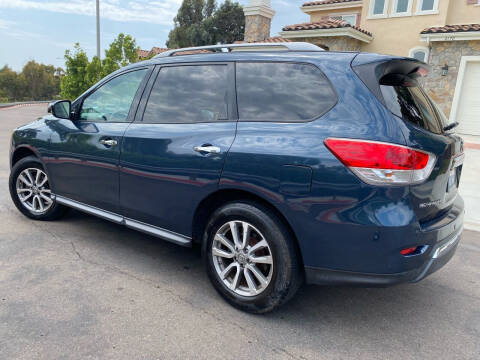 2013 Nissan Pathfinder SV