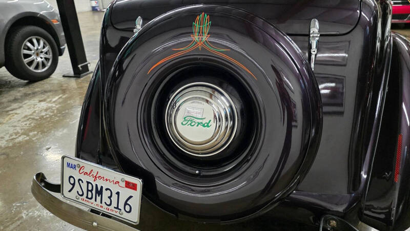 1936 Ford Phaeton