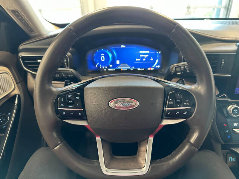 2021 Ford Explorer Platinum