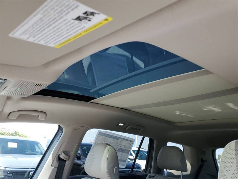 2025 Volkswagen Atlas SEL Premium R-Line 4Motion