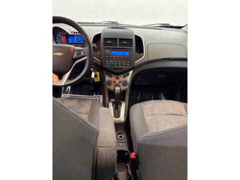 2014 Chevrolet Sonic LS Auto