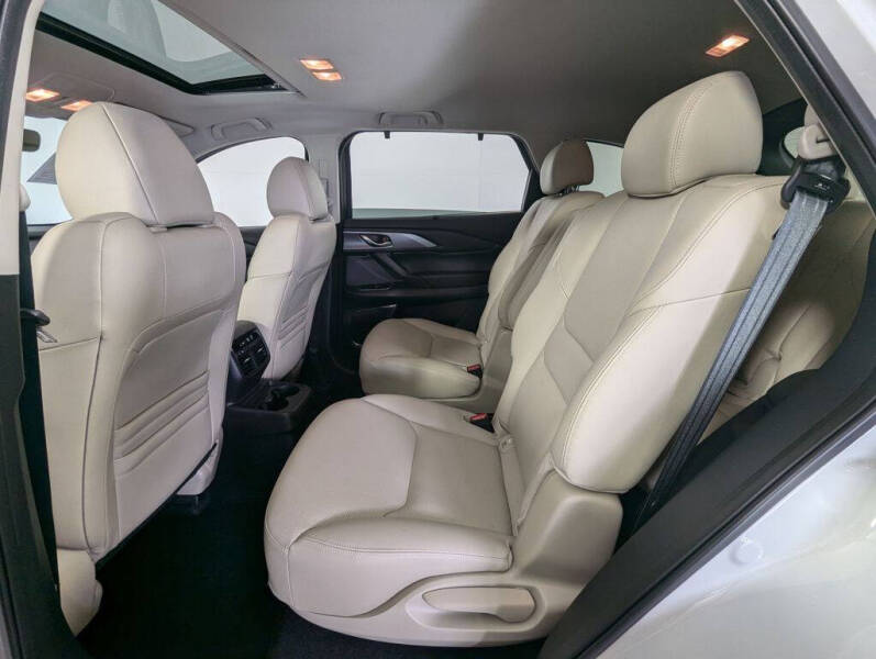 2022 Mazda CX-9 Touring Plus