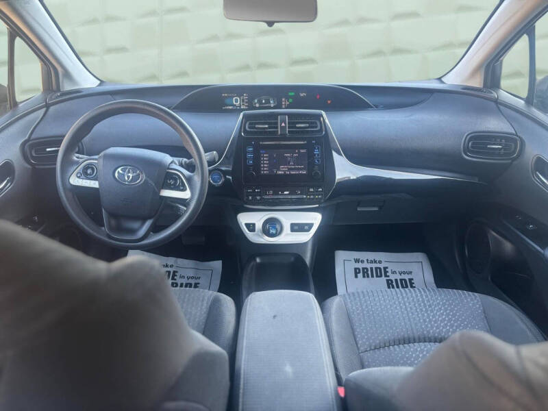 2016 Toyota Prius Two