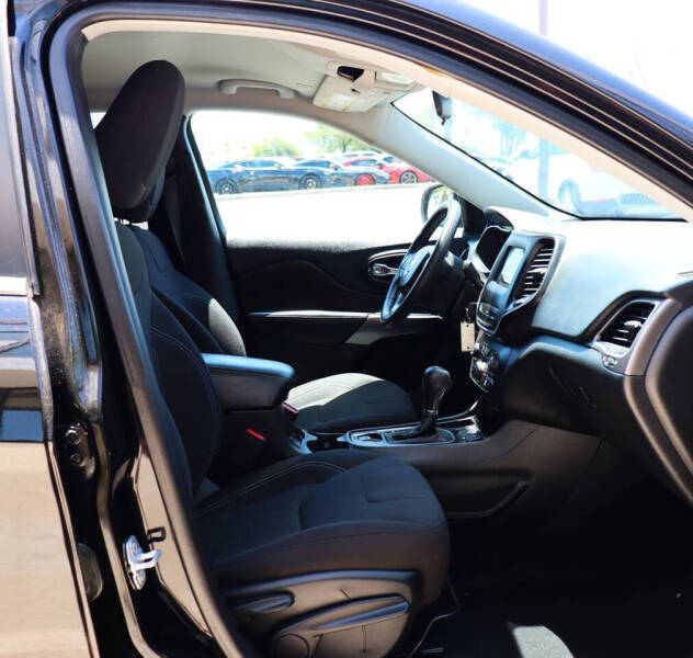 2019 Jeep Cherokee Latitude