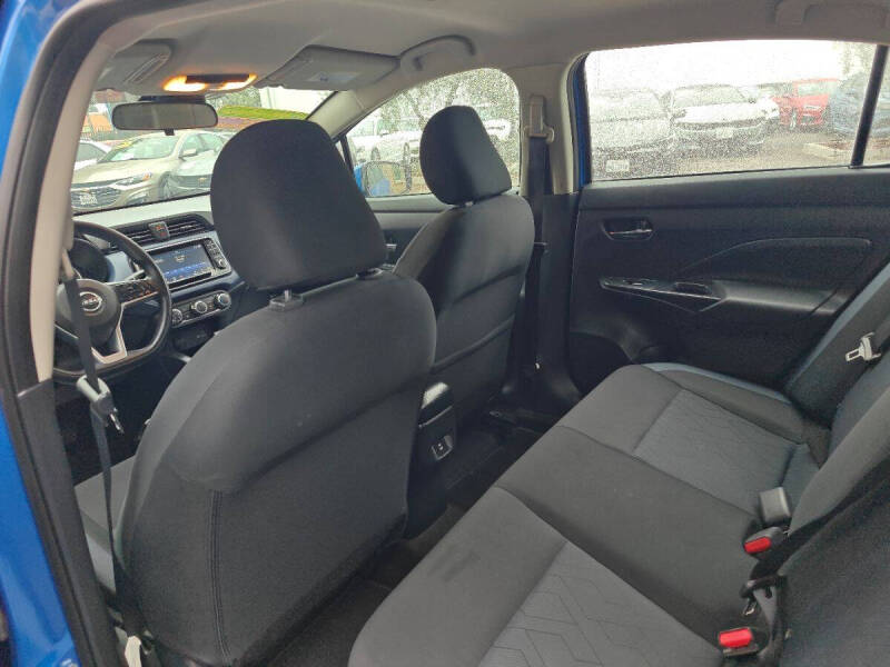 2023 Nissan Versa SV