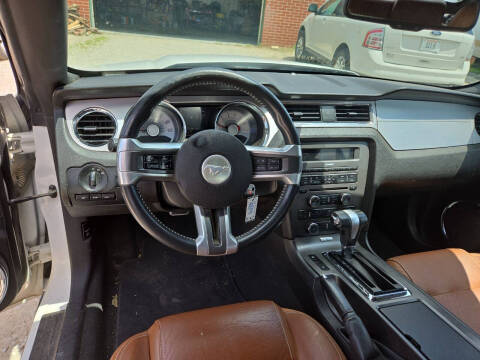 2010 Ford Mustang V6 Premium