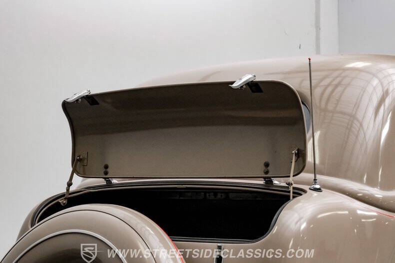 1936 Ford Tudor