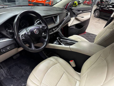 2021 Buick Enclave Essence