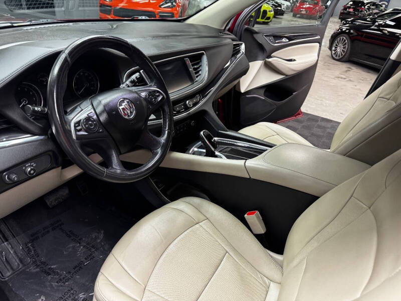 2021 Buick Enclave Essence