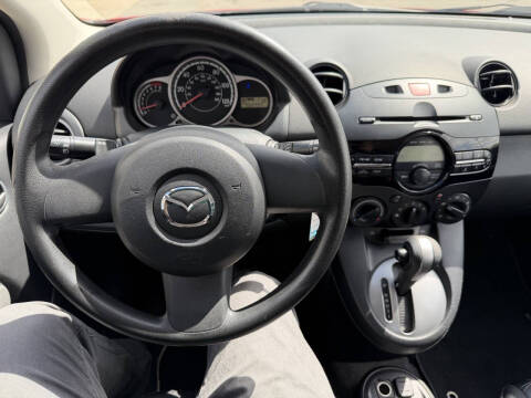 2013 Mazda MAZDA2 Sport