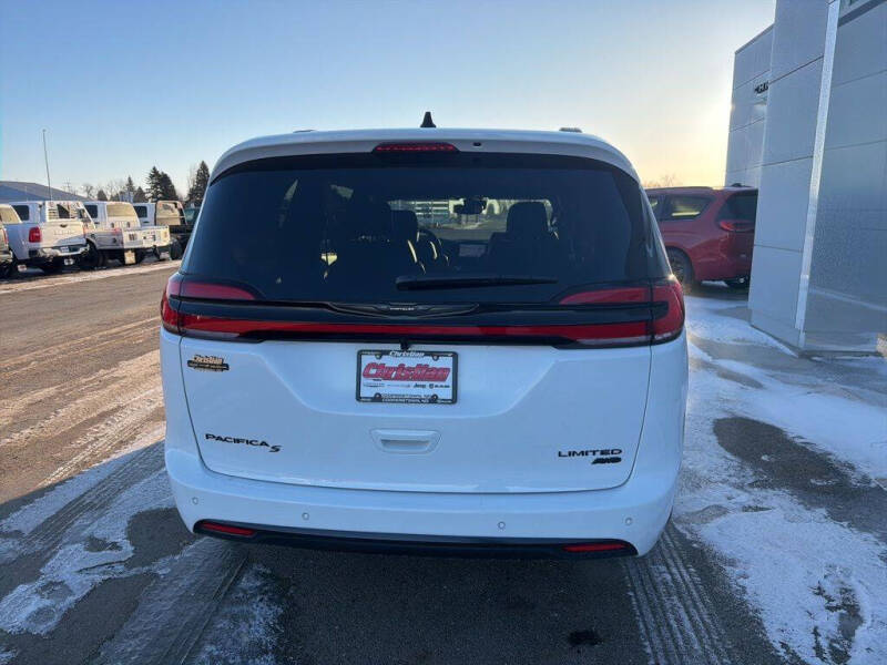 2026 Chrysler Pacifica Limited